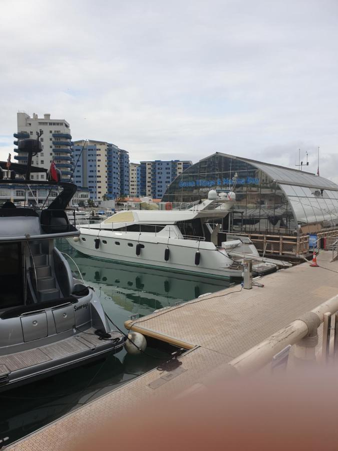 Ocean Village Apartment Gibraltar Extérieur photo